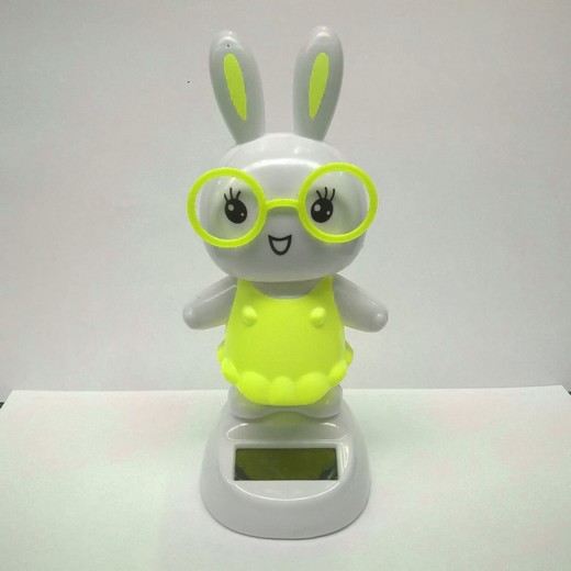 Solar Wackelfigur Brillenhase Hase für Ostern (farbig sortiert)