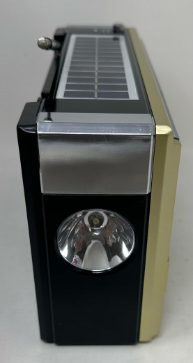 Radio Waxiba-962 BTS mit Solar USB/SD/MP3/AUX/-Band AM/FM/SW1-3 (farbig sortiert)