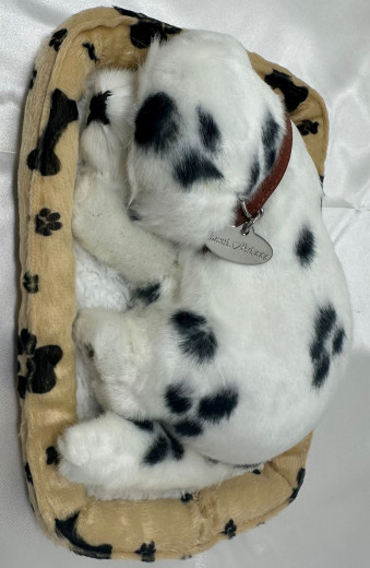 Simulierter Hund mit Geräuschen und Bewegungen