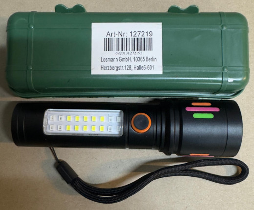LED Taschenlampe Aufladbar,Extrem Helle Zoombare Taschenlampen mit 5 Lichtmodi & Langer Betriebsdauer