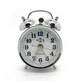 17cm Doppel-Glocken Wecker mechanisches Uhrwerk (Federwerk) in silb (813)