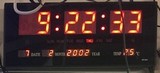 LED - Wanduhr mit Zahlen rot quadratisch digital Uhr Datum Temperatur Alarm (36x15cm) 3615mm #