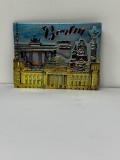 Weißblechen Kühlschrankmagnet 6x10cm mit Berlin-Motiv.