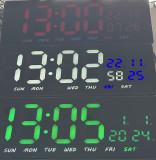 LED - Wanduhr mit Zahlen grün quadratisch digital Uhr Datum Temperatur Alarm  ( 3604)