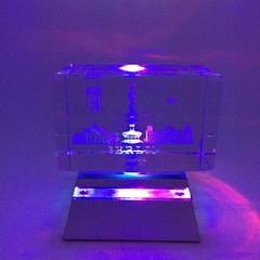 Kristallglas mit 3D Innengravur 8x5mm mit Motiv #100159
