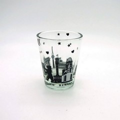 12x clear shot glass with Berlin motifs