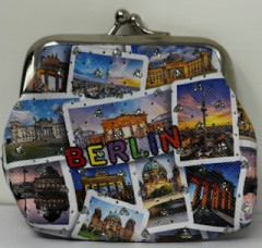 Geldböse mit Berlin-Motiv. 9,5x9, cm
