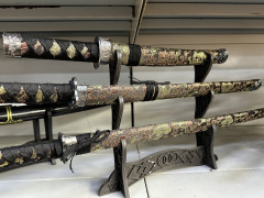 Samuraischwert Set Deko stumpf mit Schwertständer und Zubehör Schwarz,gold