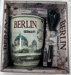 Porzellan Kaffeetasse mit Löffel